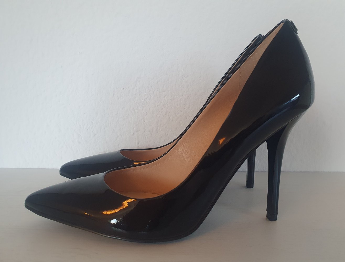 High Heels GUESS 