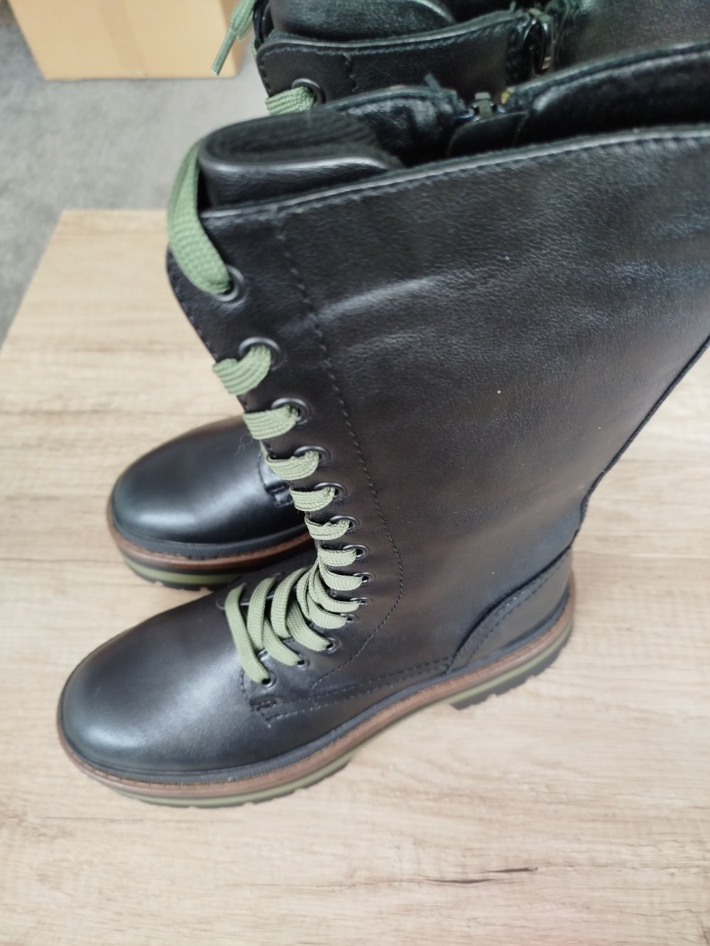 Stiefel Winter für jede Muskelgröße Kollektion von Sellonclick