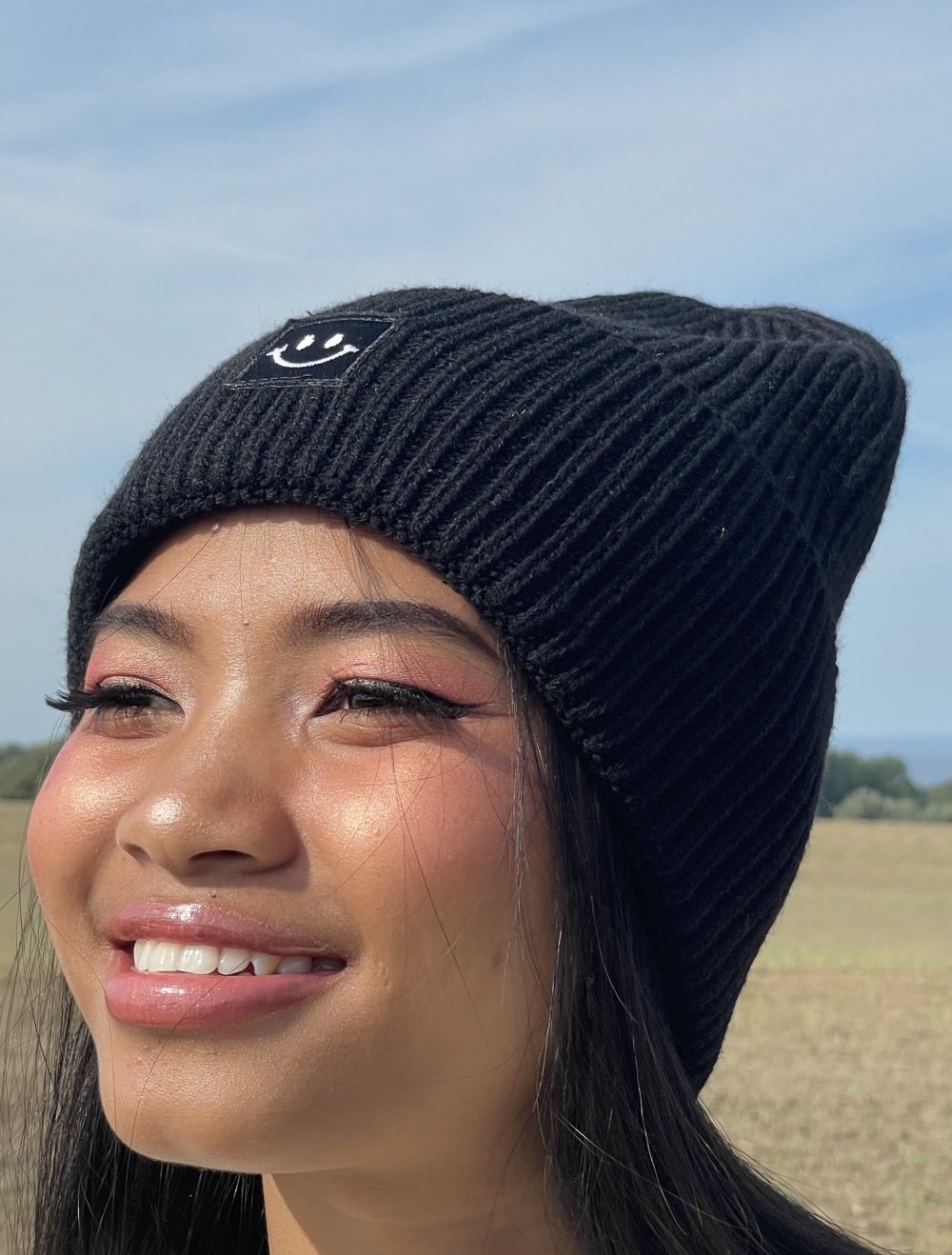 Goldjunge Oversized Beanie Happy black