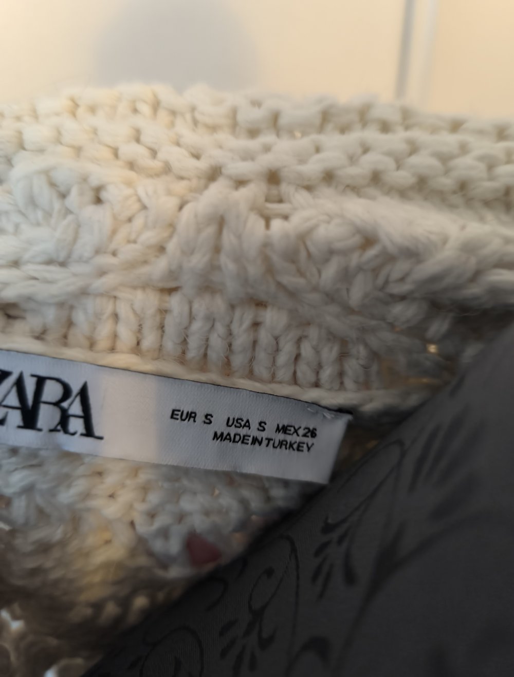 Warme Zara Strickjacke in gr S