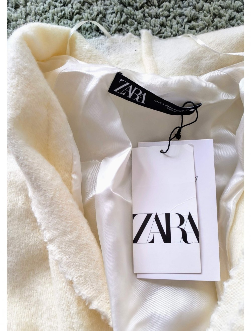 100% Wollmantel von Zara in gr XS-S Neu