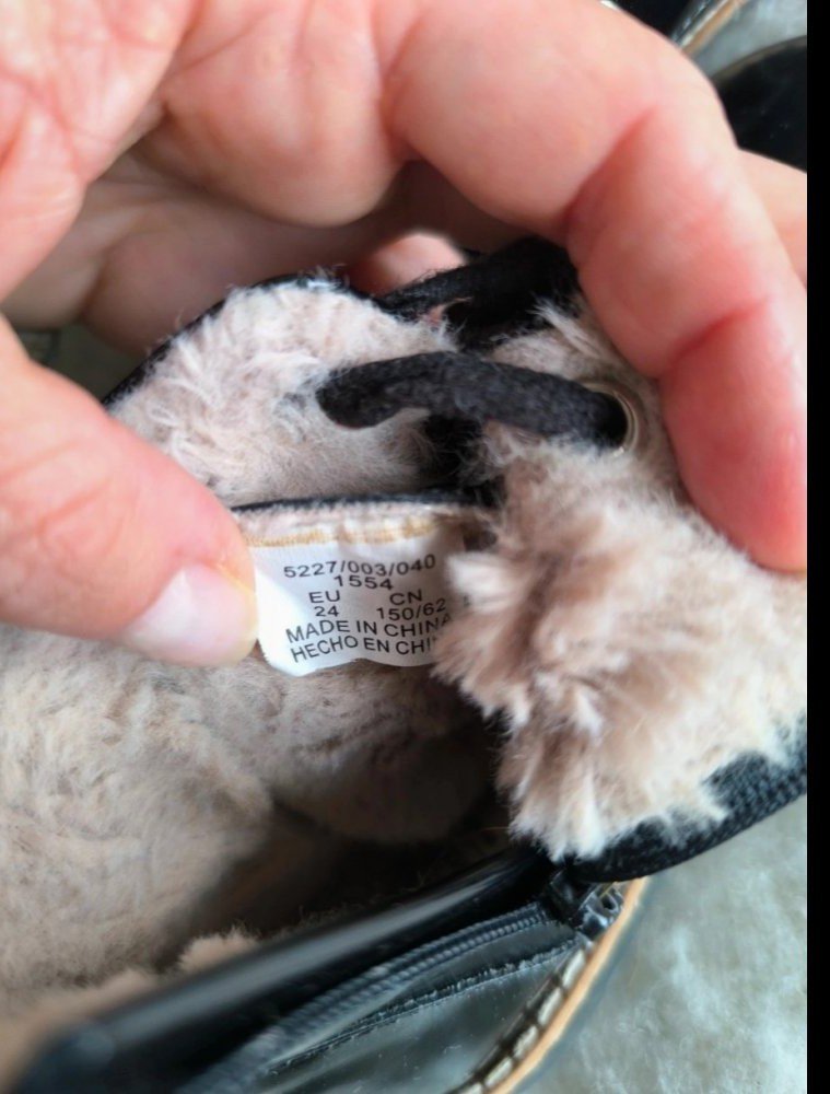 Zara Lederschuhe mit warmen Futter in gr 24 neuwertig