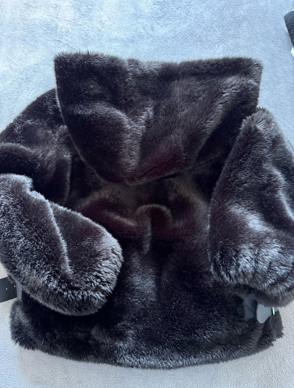 zara Fell Jacke