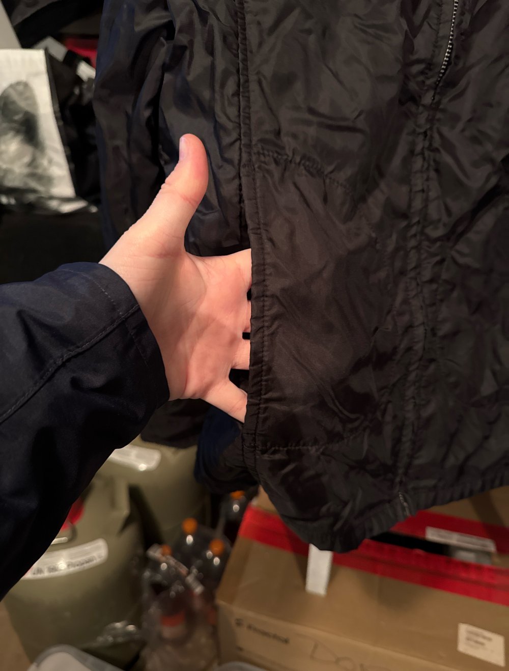 schwarze dünne Sommer Regenjacke/übergans Jacke