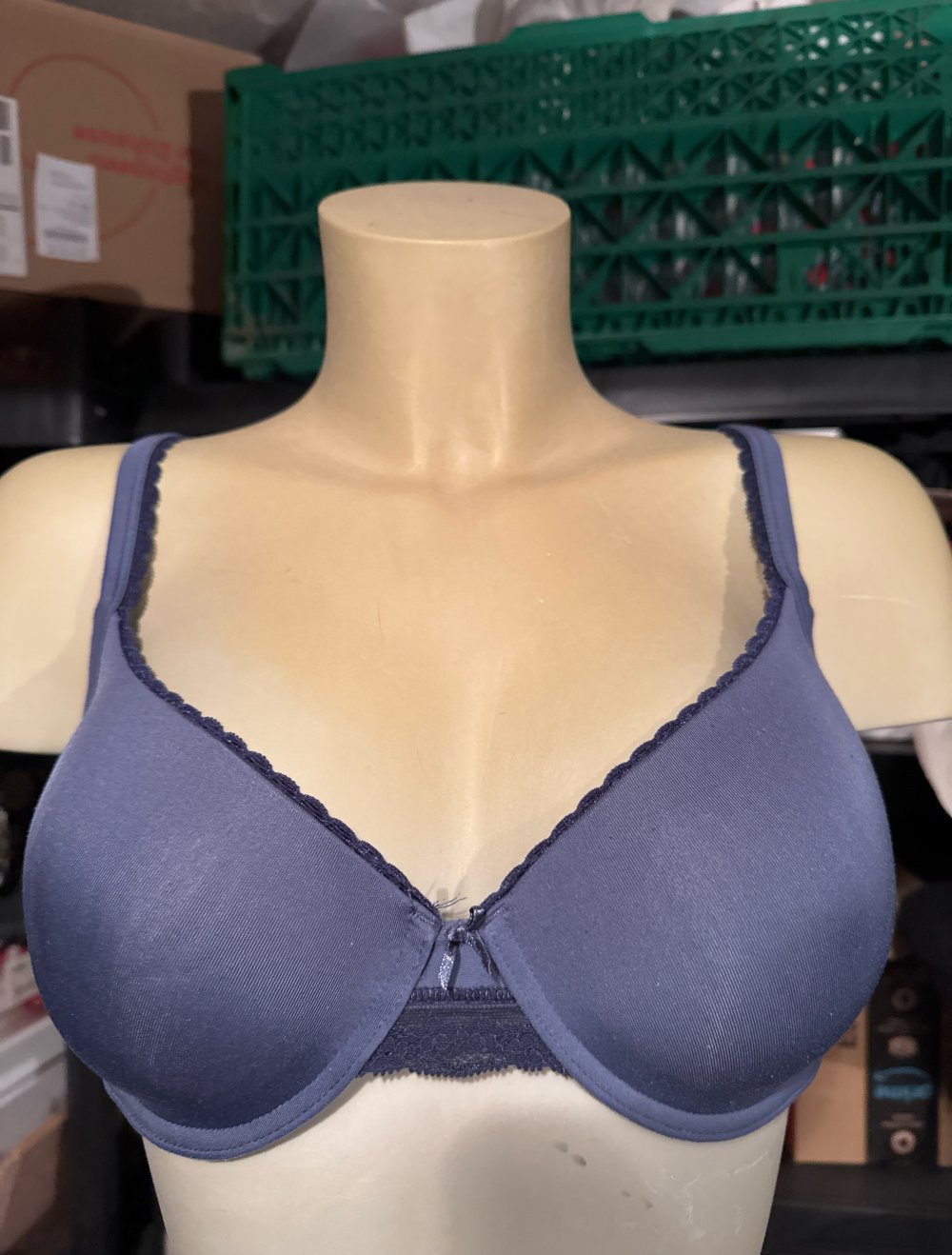 sehr schöner blauer spitzen bh 80C