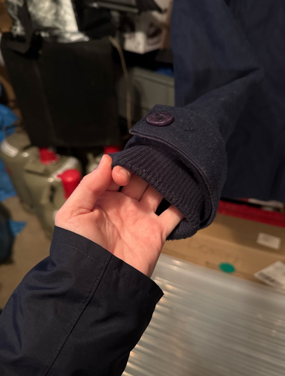 sehr schöne dunkel blaue Stoff Bench Jacke