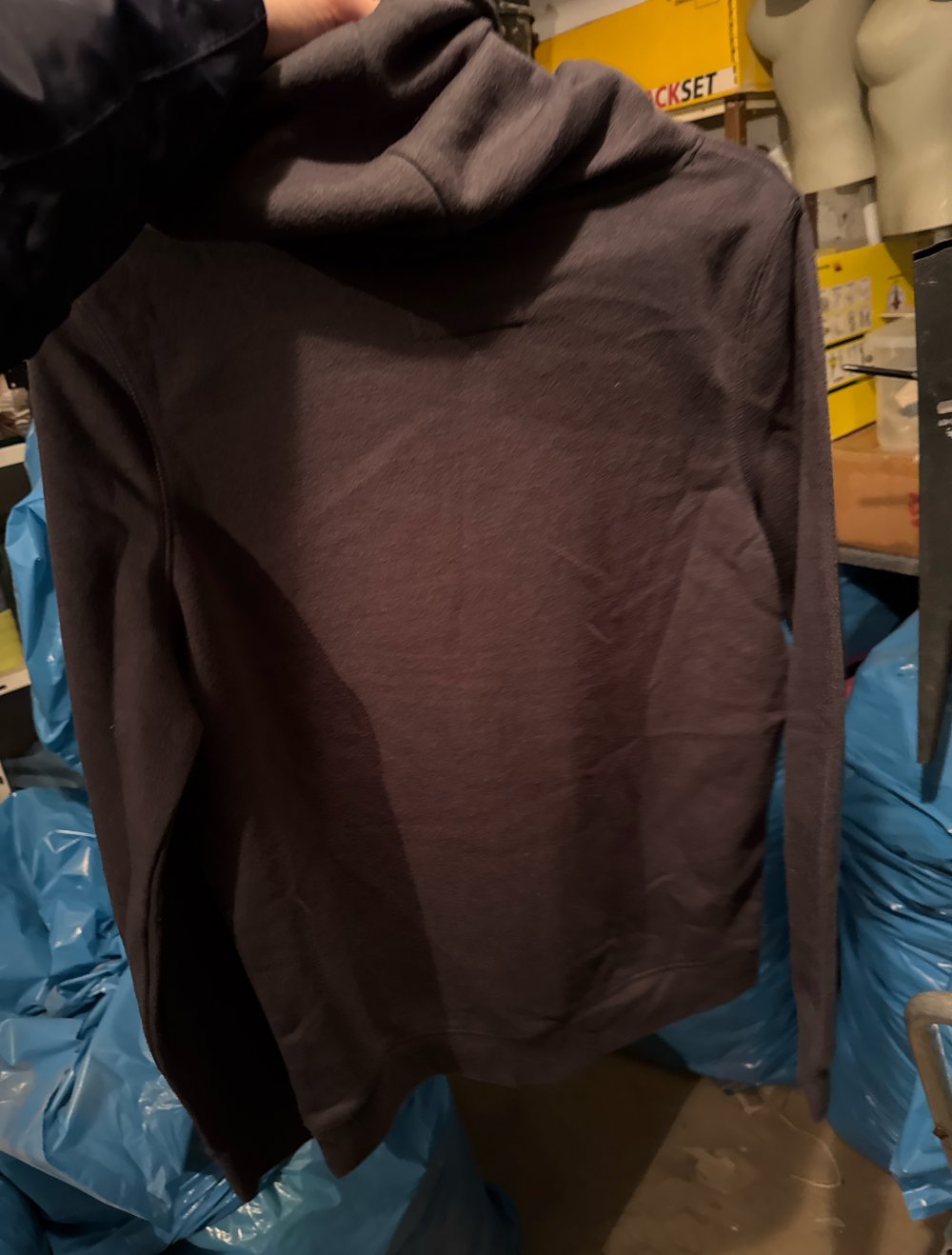 schöner warmer Pullover mit Schrift Druck