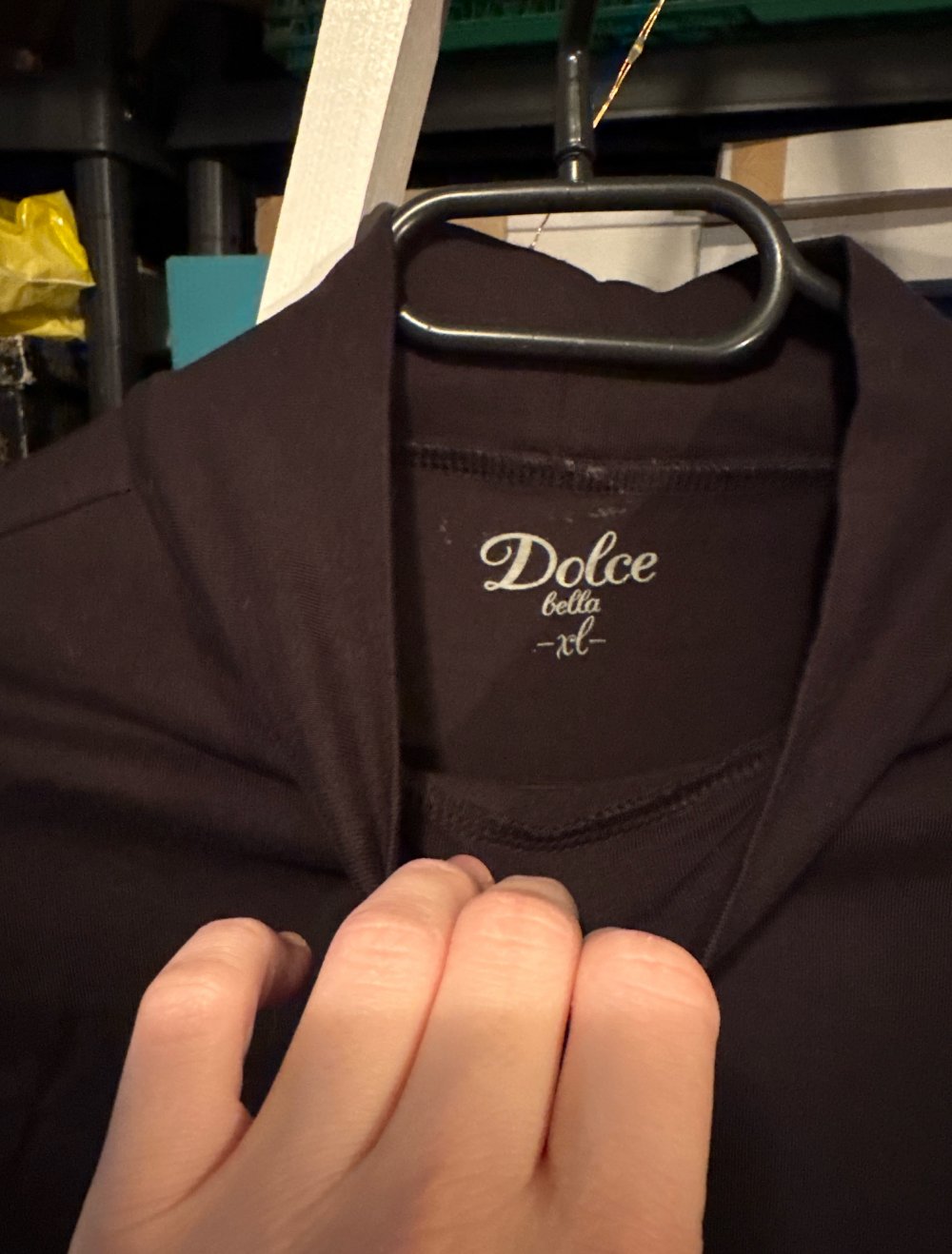 schönes Sweatshirt mit Kragen