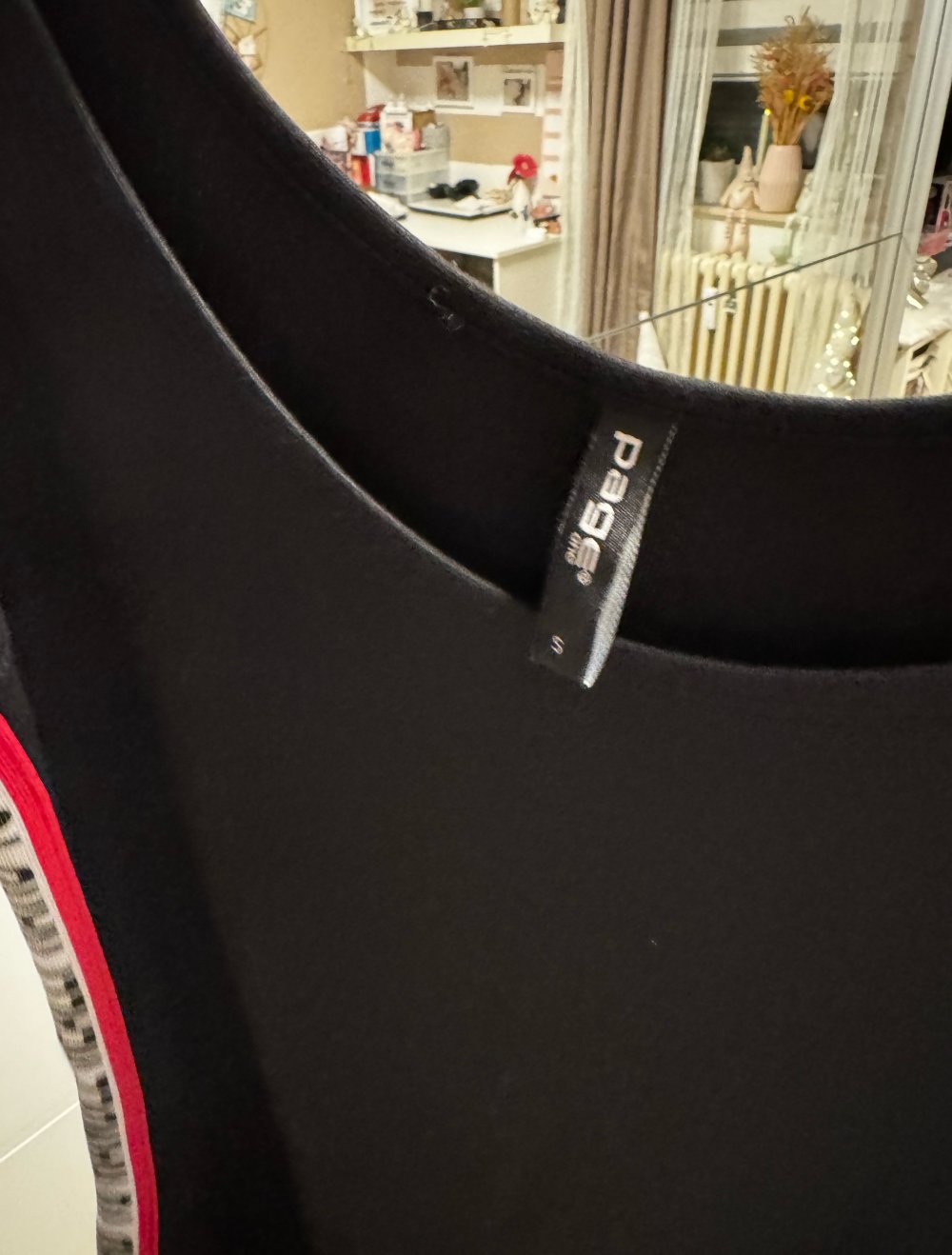 schönes figurbetontes Kleid S