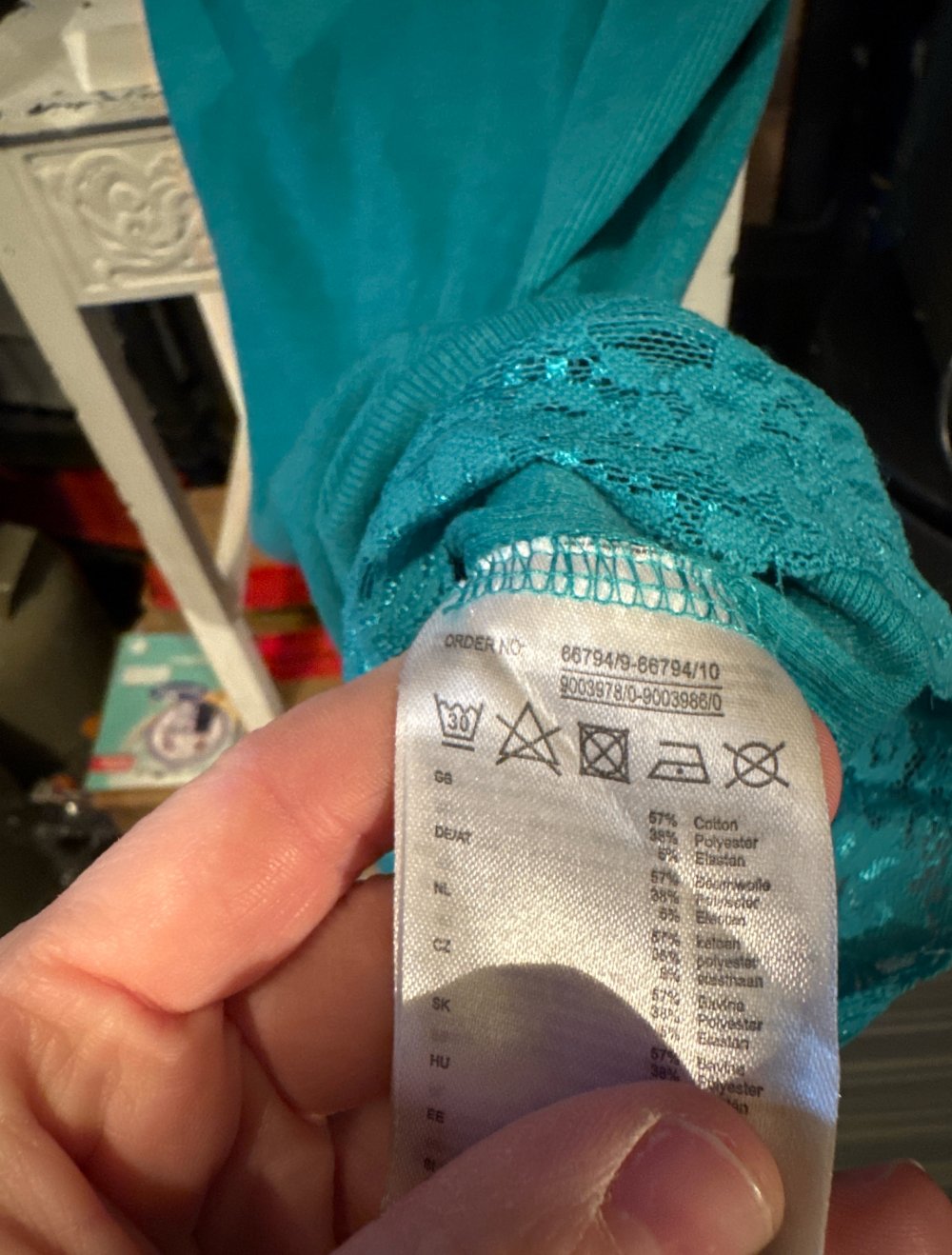 sehr schönes Türkises top mit spitze