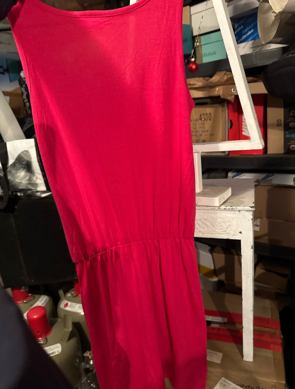 Schönes Pinkes Kleid