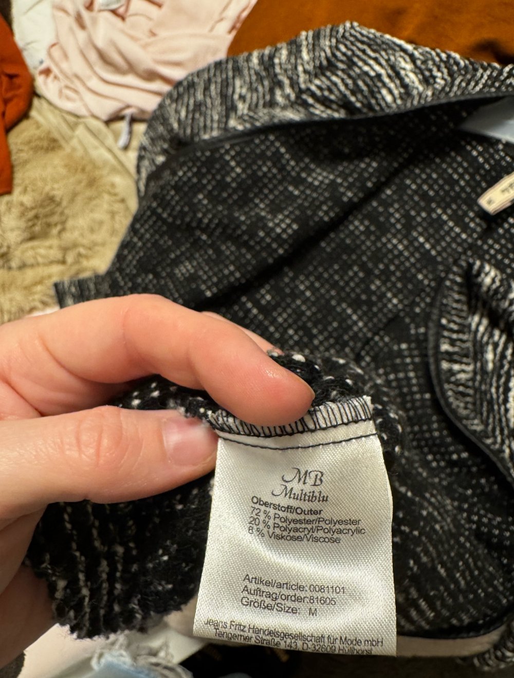 Schwarz weißer Cardigan