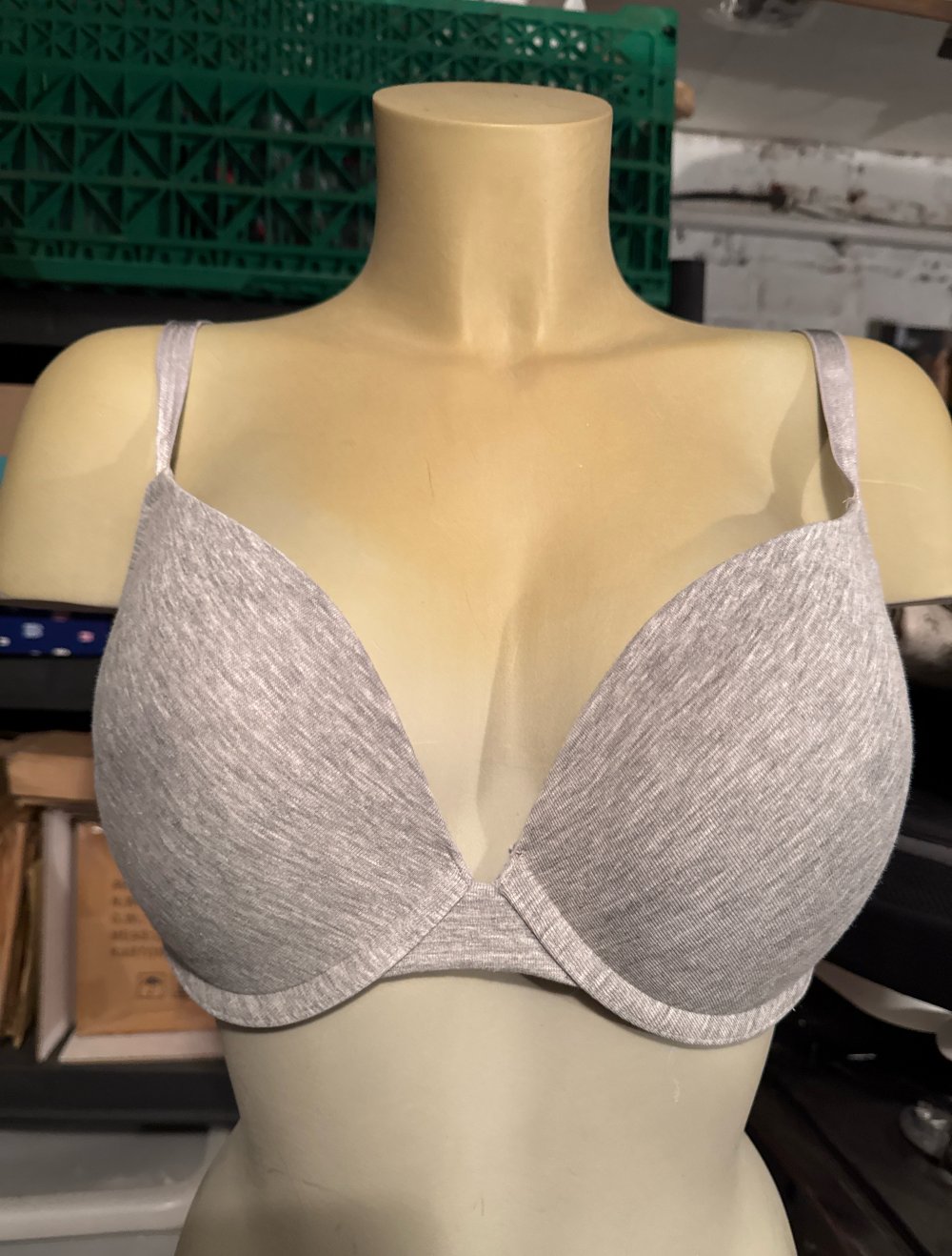 Schöner tshirt bh mit spitze hinten 75f