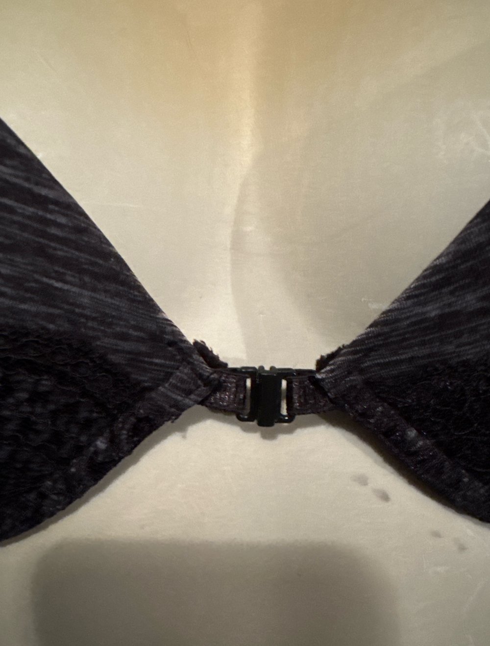 sexy eleganter grauer bh mit schwarzer spitze