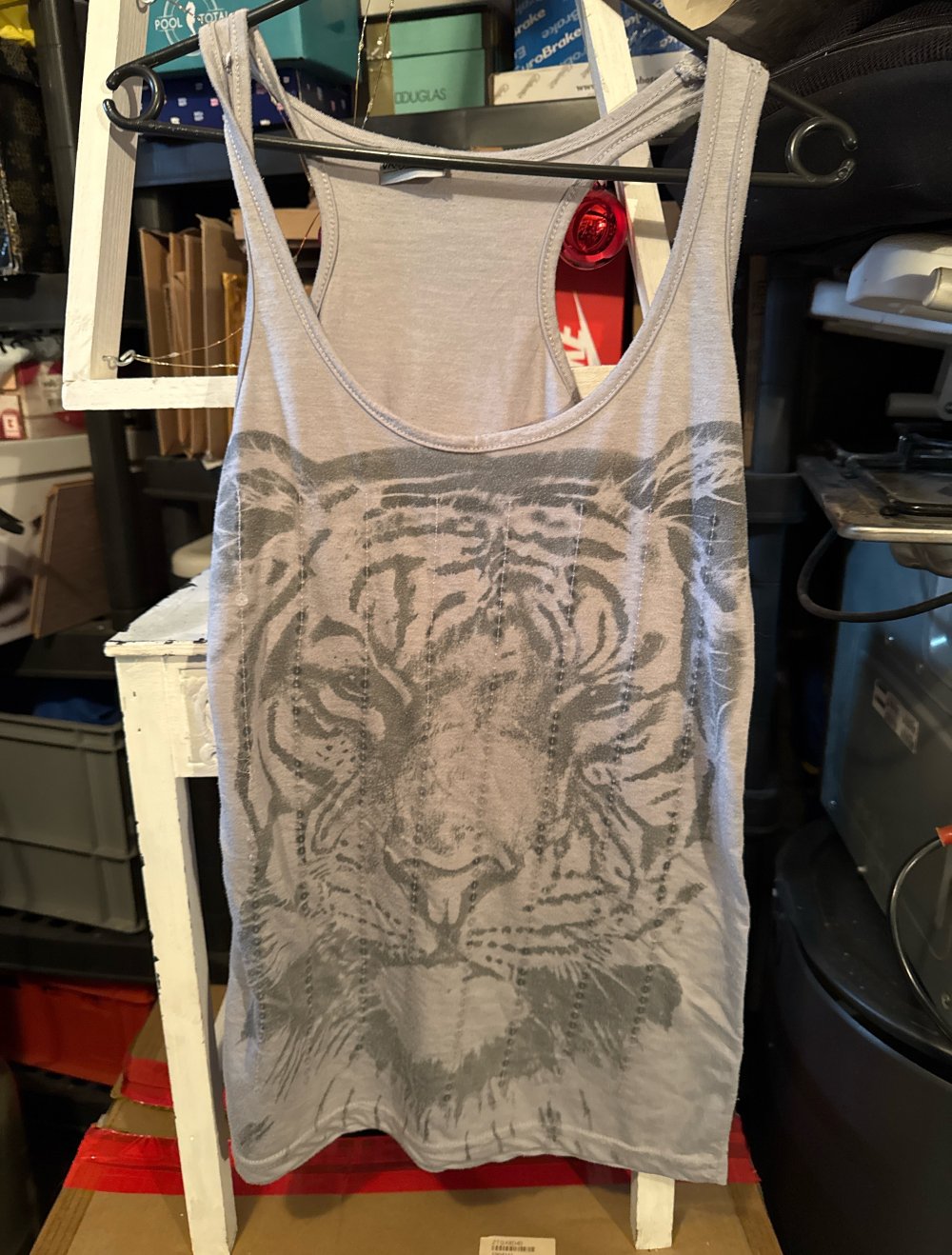 schönes Tiger top mit Pailletten
