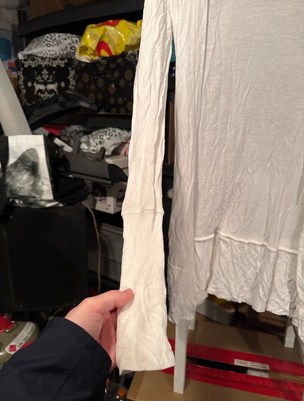 Schöner weiser Cardigan xs :)