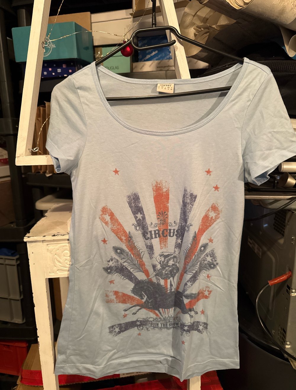 Schönes hell blaues Esprit tshirt