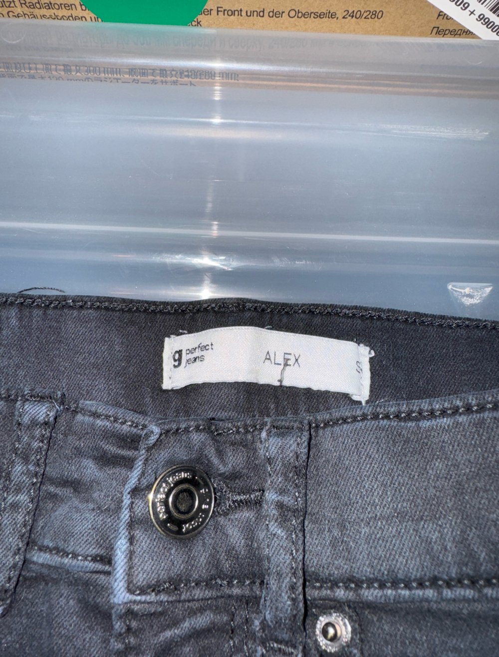 Schwarze enge Jeans Alex