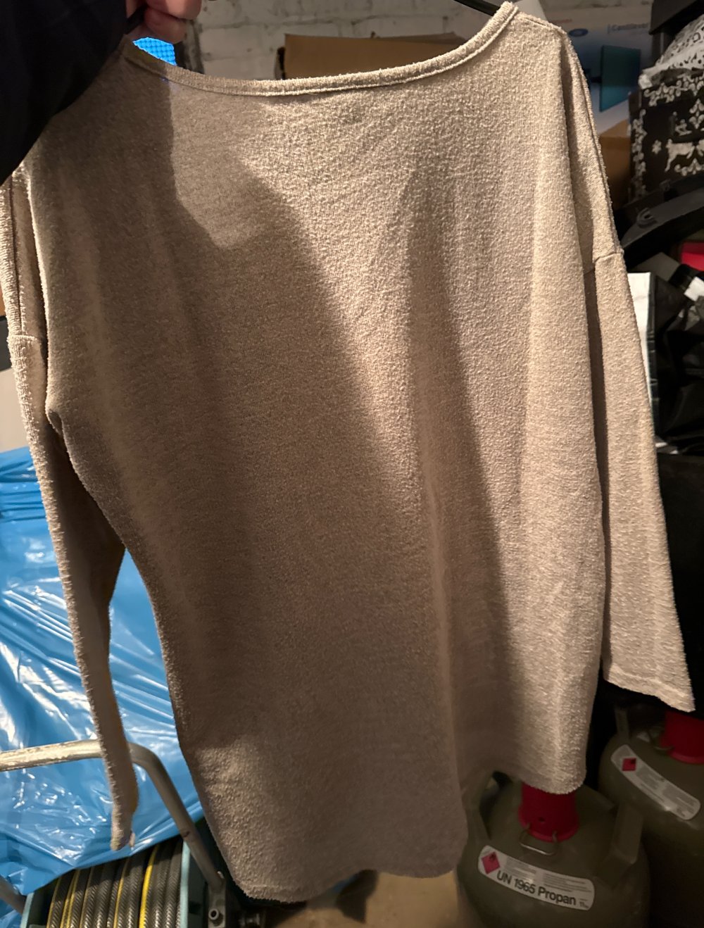 schönes Beiges Sweatshirt