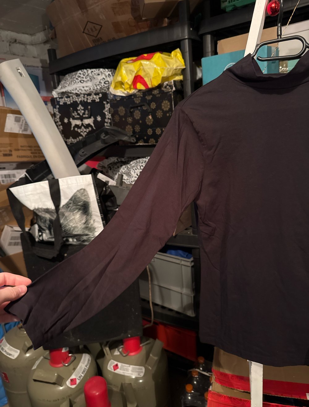 schönes Sweatshirt mit Kragen