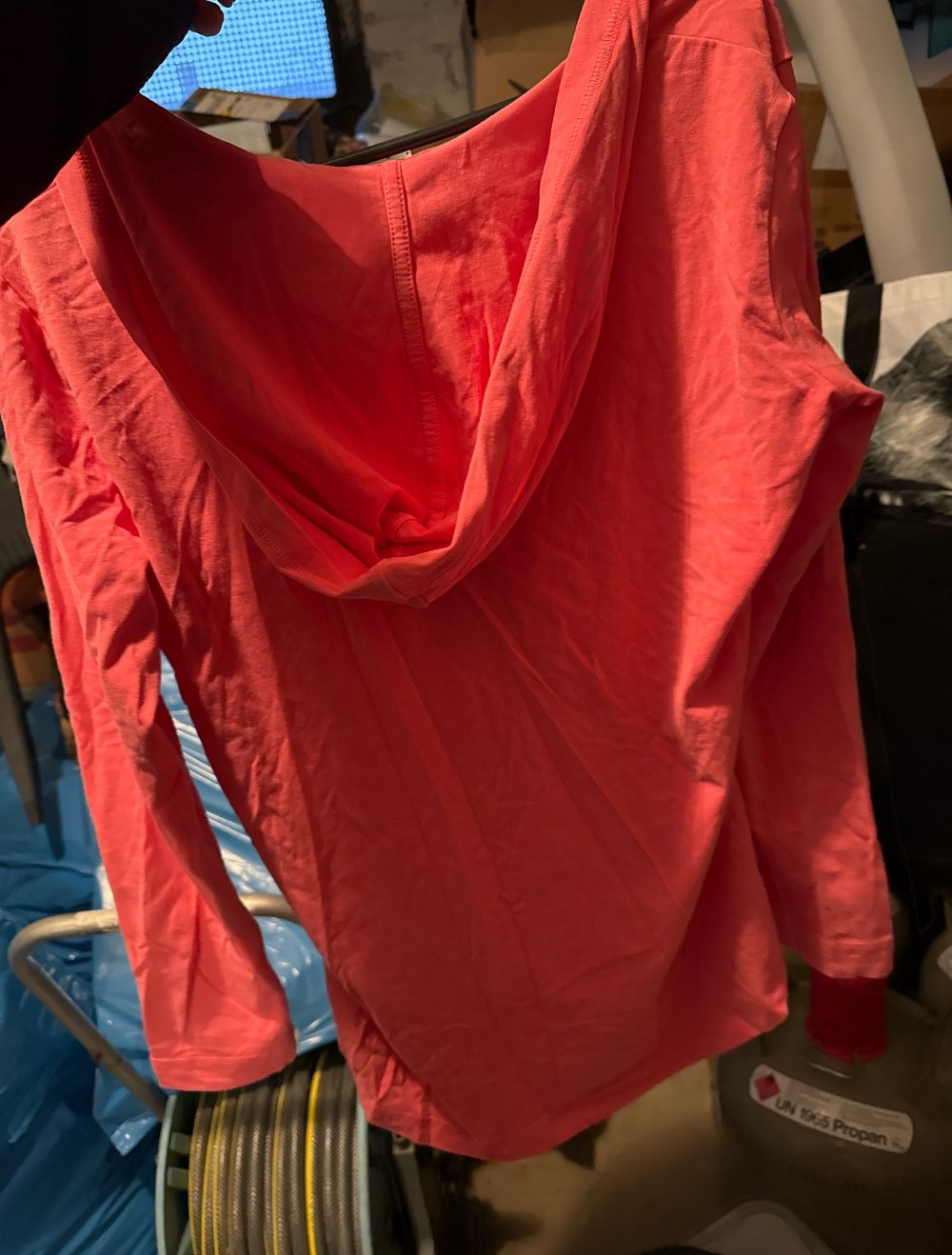 Pinkes Sweatshirt mit Kapuze