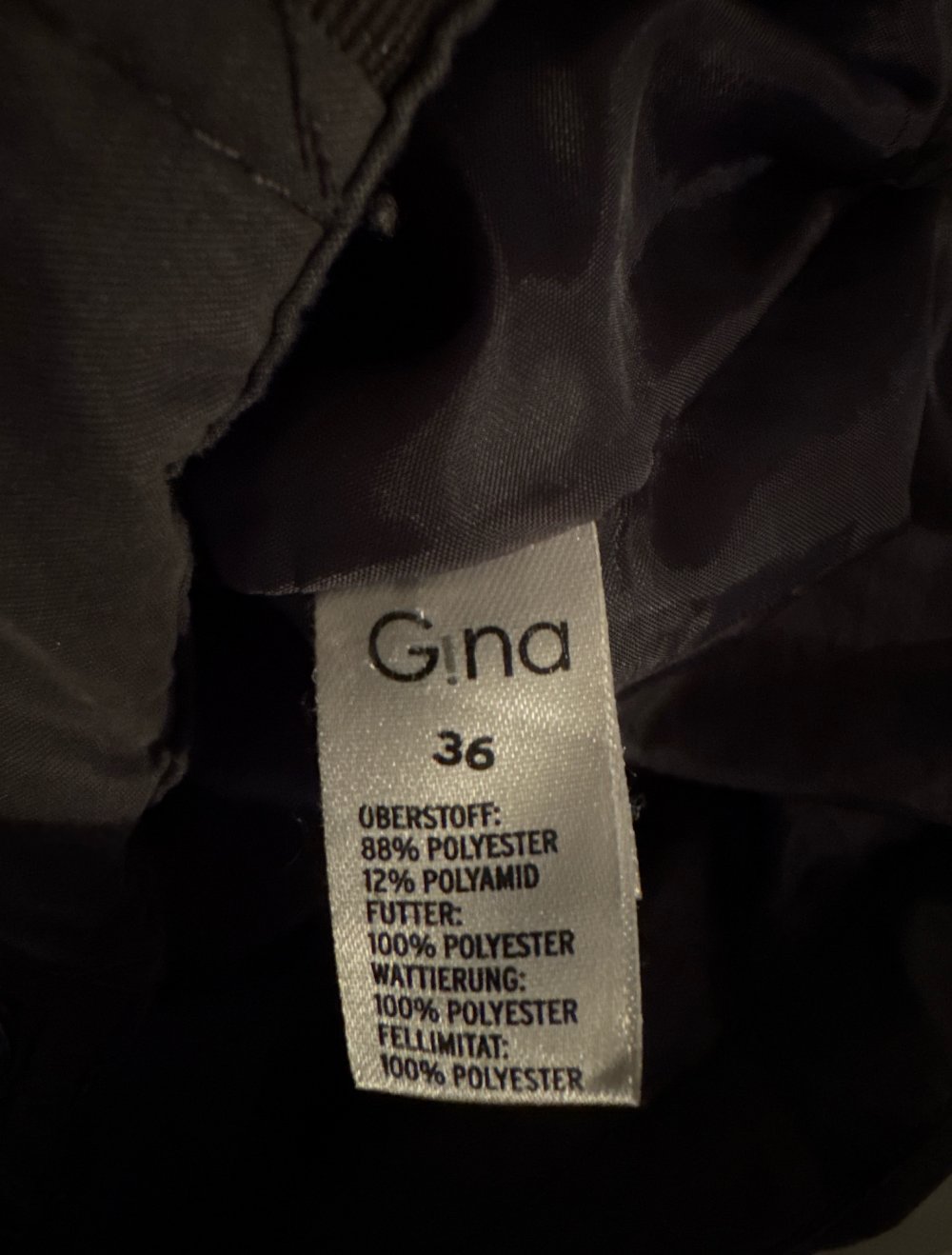 Schöne graue Stepp Winter Jacke