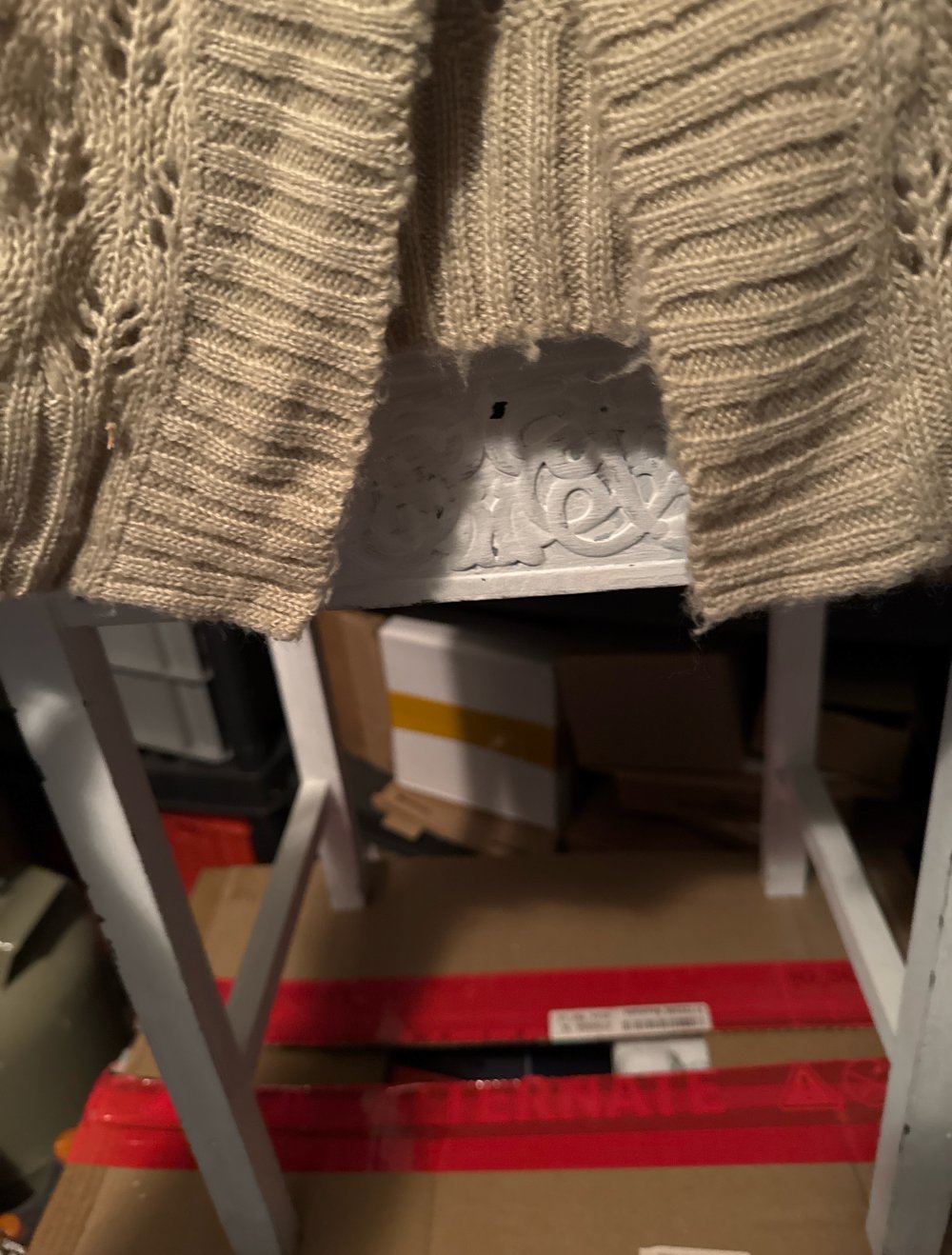 Schöne dünne Strickjacke