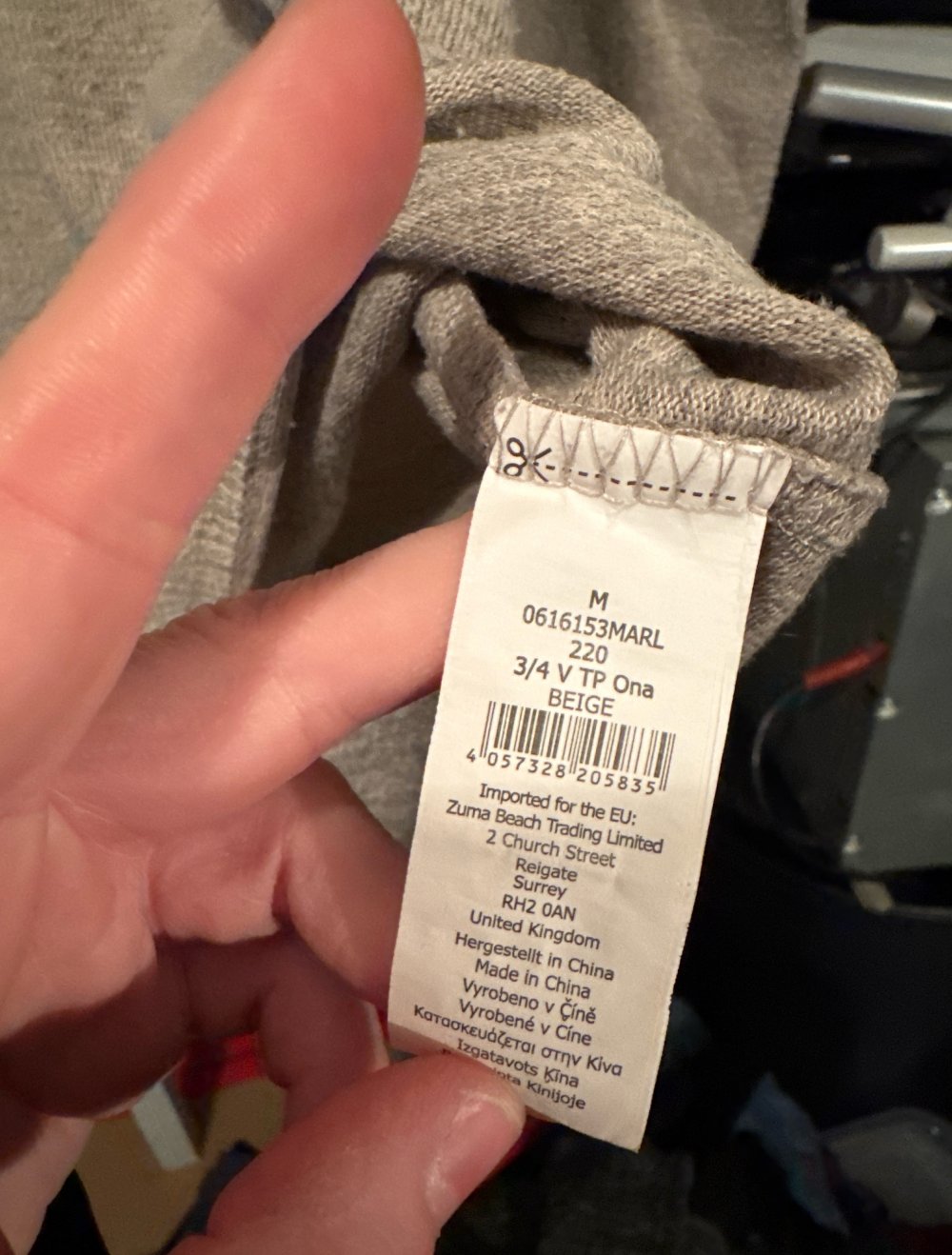 schönes Beiges Sweatshirt