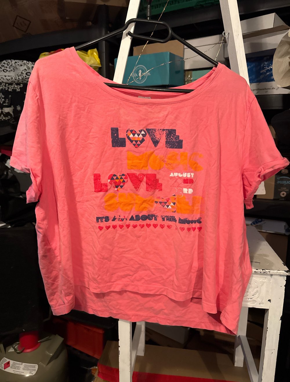 schönes lockeres kurzes Sommer tshirt