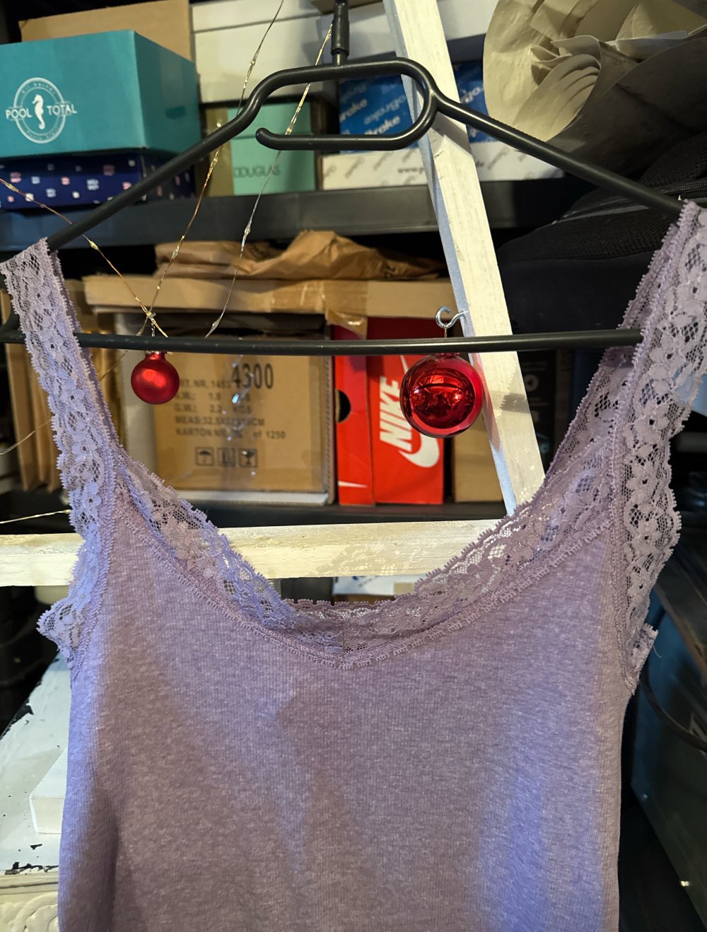 Schönes lila spitzen top