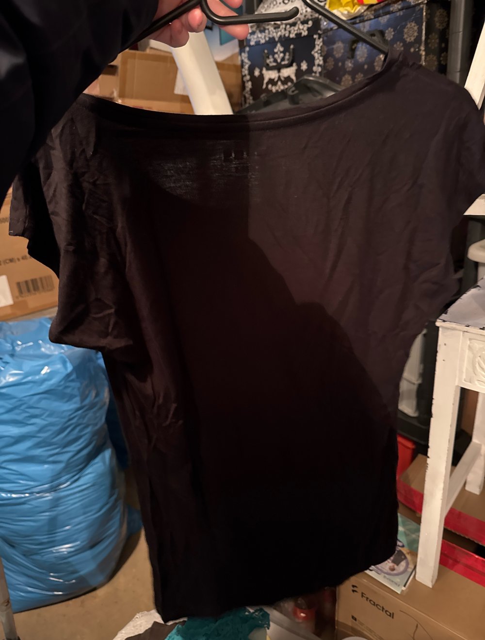 sehr schönes schwarz bedrucktes tshirt