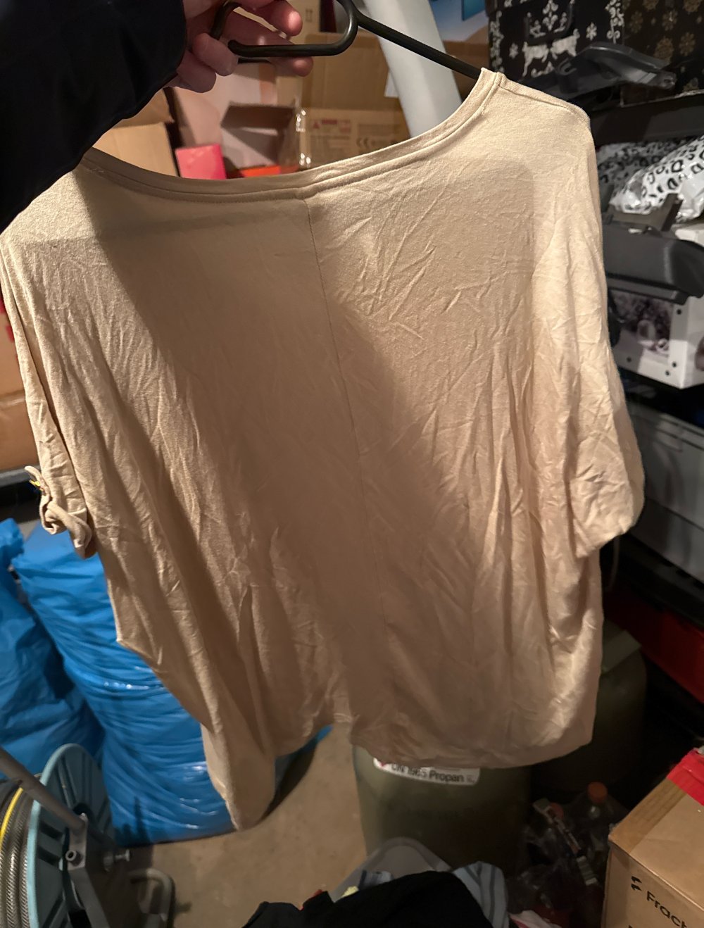 Wunderschönes Beiges tshirt