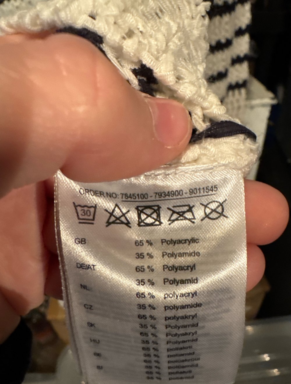 Schöner Strick Pulli
