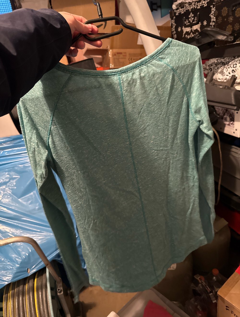 Schönes Türkises Sweatshirt