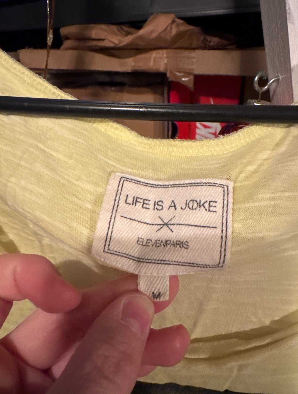 schönes bedrucktes gelbes tshirt M