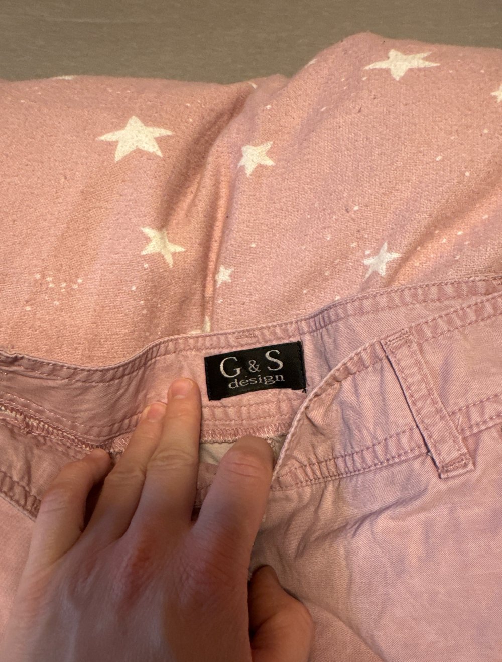Schöne rosa Jeans