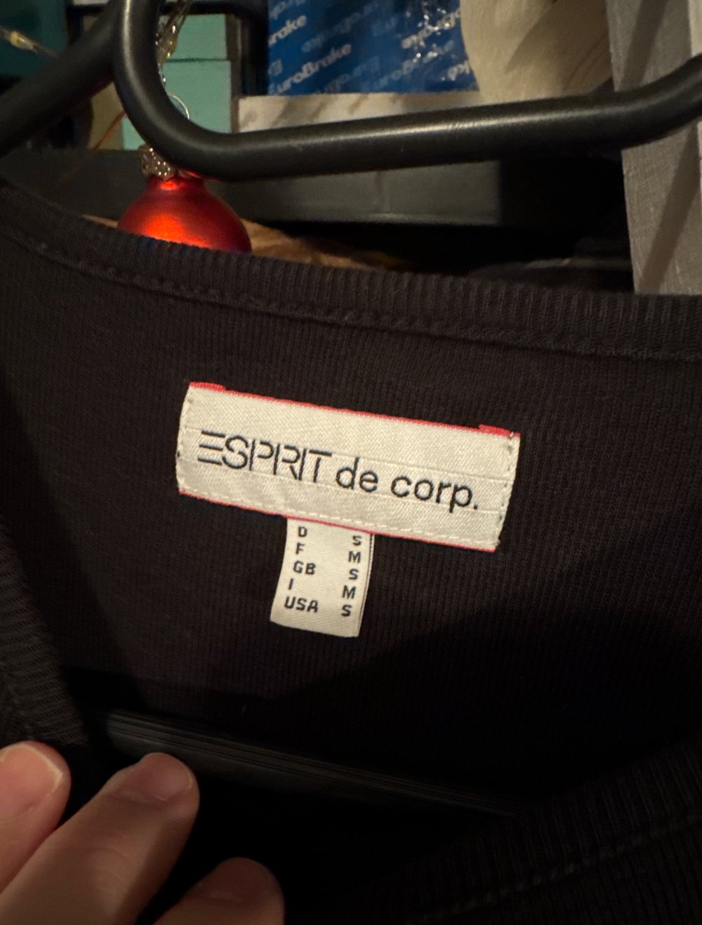 schwarzes Esprit tshirt