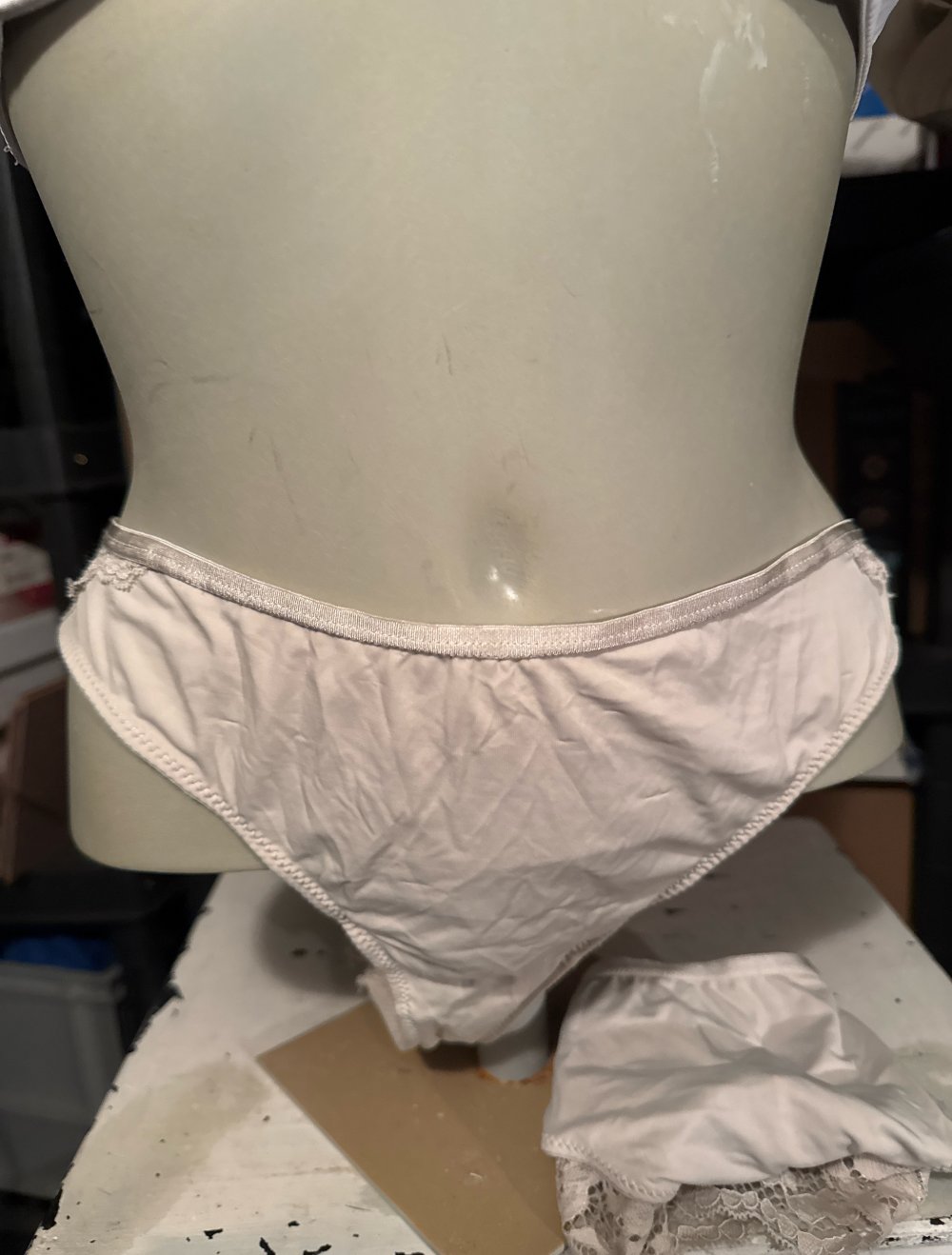 weißes Beiges spitzen bh Set