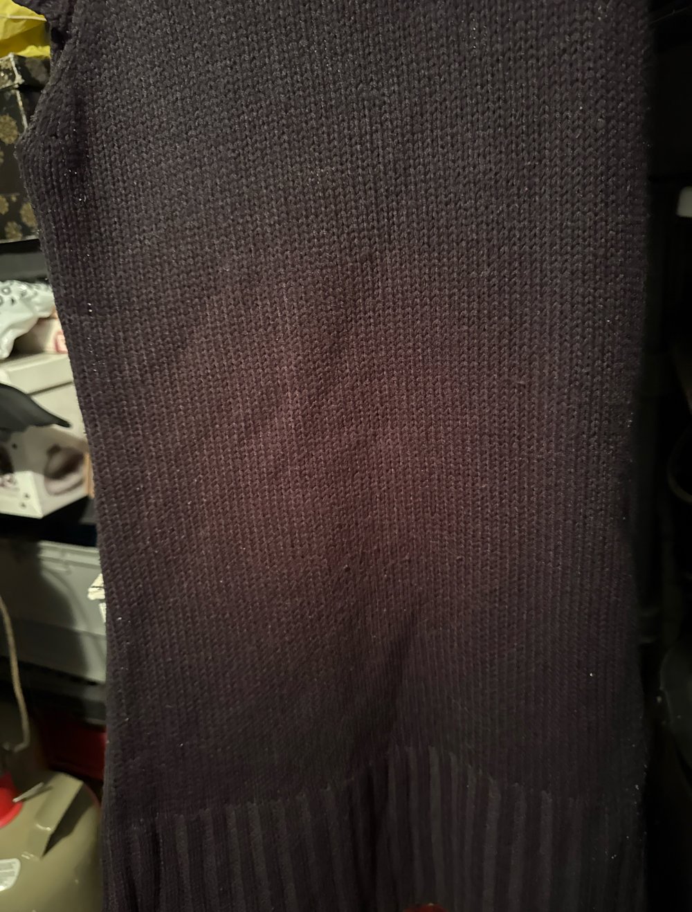 schönes schwarzes Strick Kleid