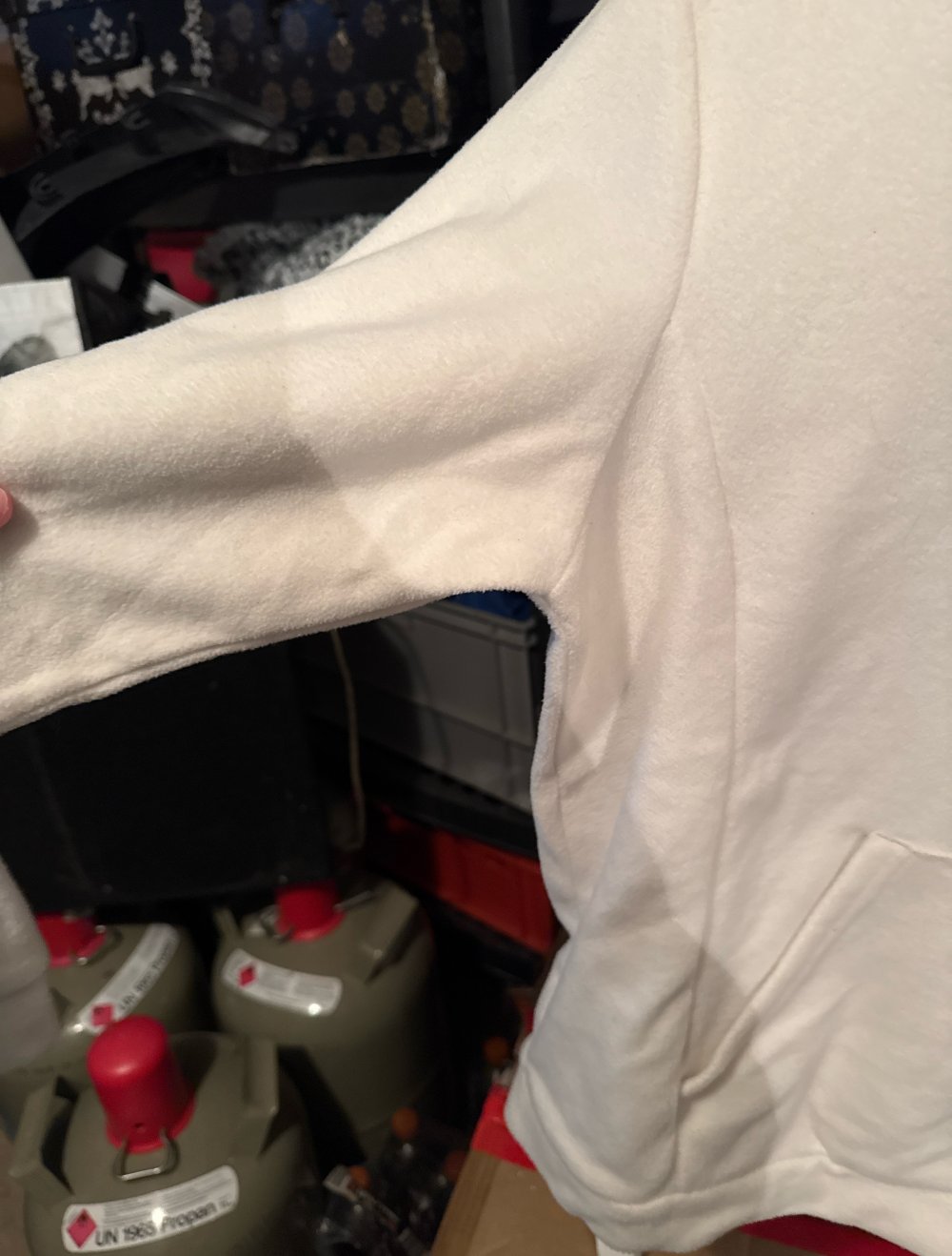 weißer Nicci Pullover mit Kapuze