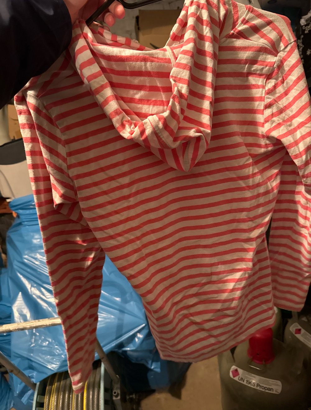 schönes Sweatshirt mit Kapuze