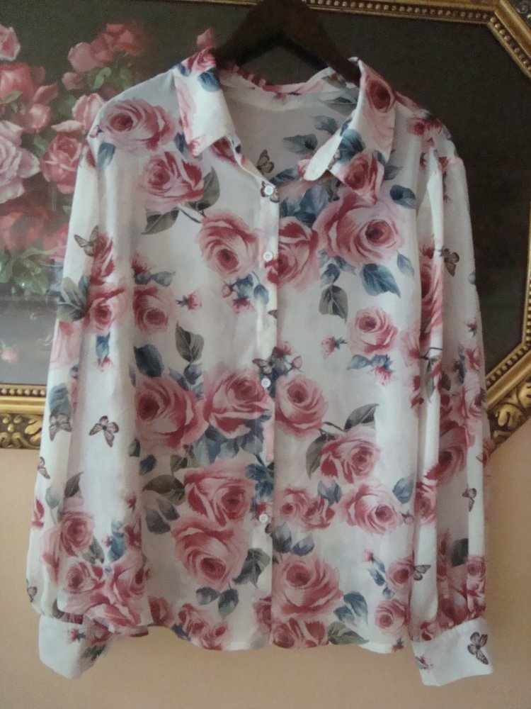 Bluse Rosenprint Gr.48