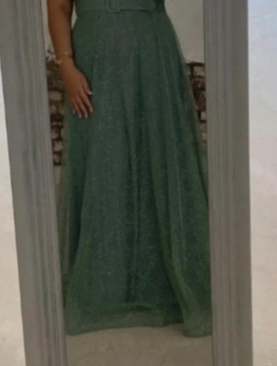 Grünes Abendkleid
