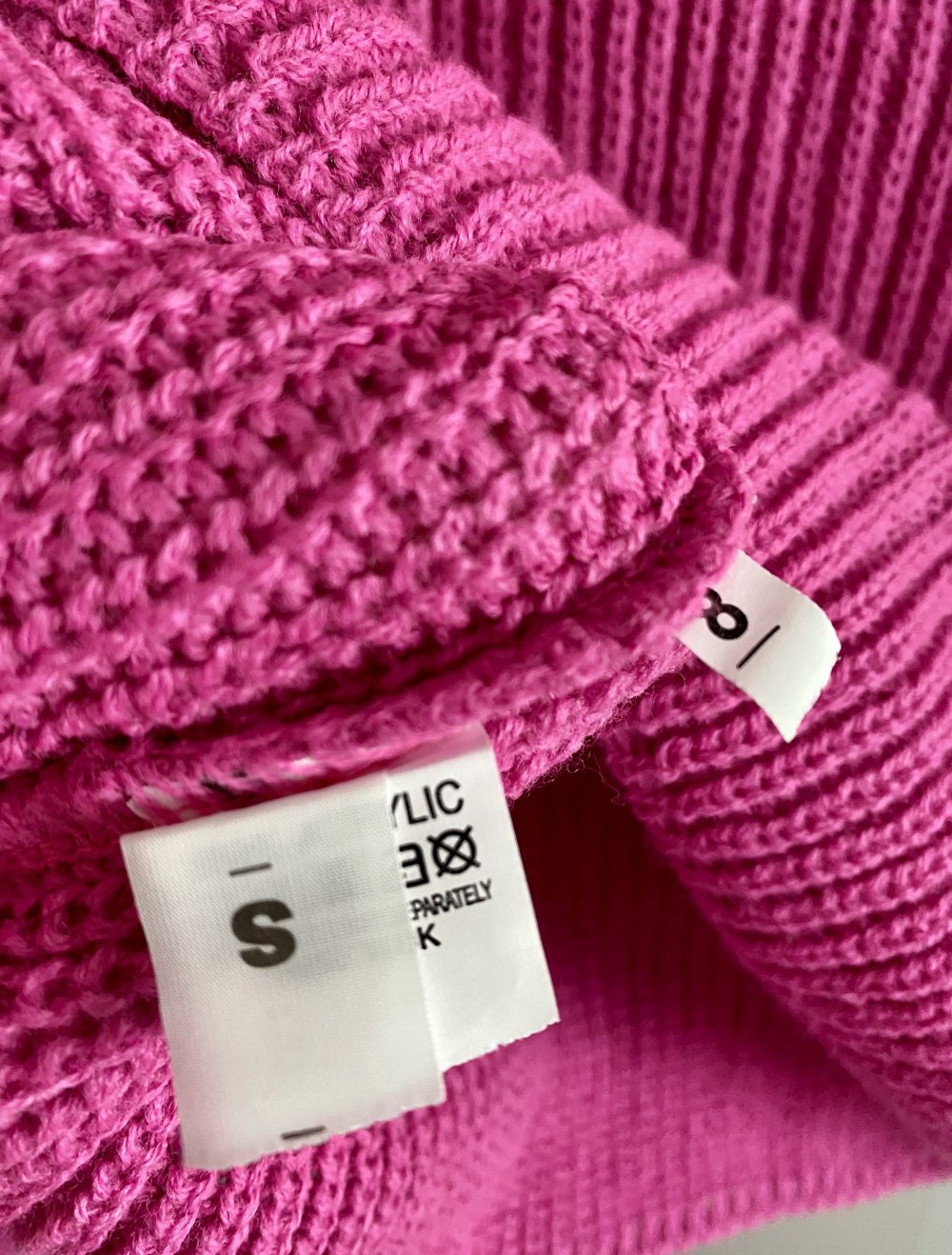 PRETTYLITTLETHING Damen Strickpullover in Fuchsia Gr. S Neu.