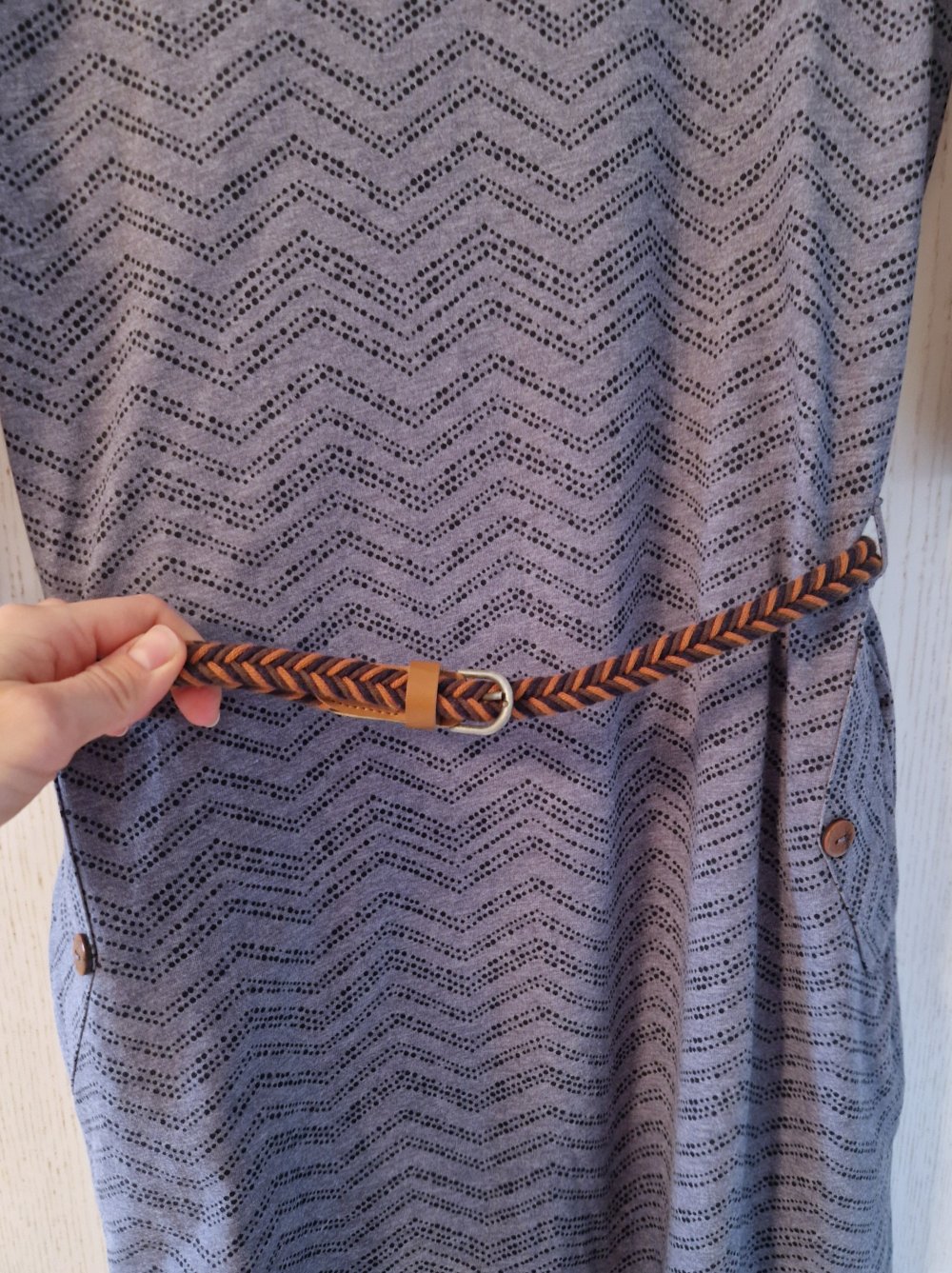 T-Shirt Kleid blau/grau mit braunen Gürtel