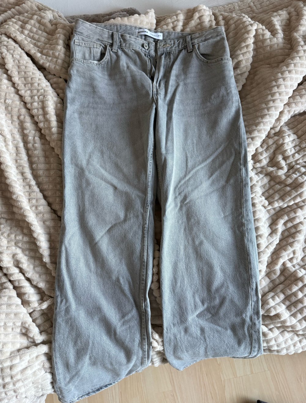 Graue Straight leg jeans