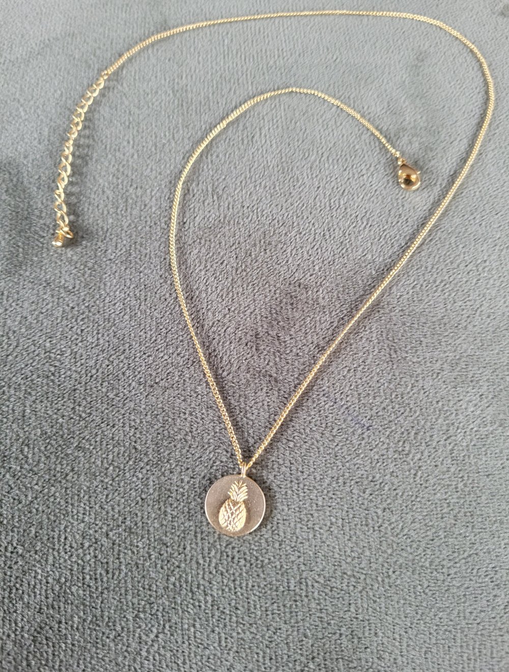 Fleuriscoeur Ananas Coin Kette gold 925er Silber vergoldet Layering Look Boho Hippie Gypsy Gipsy layeringkette Goldplättchen Aloha Purelei