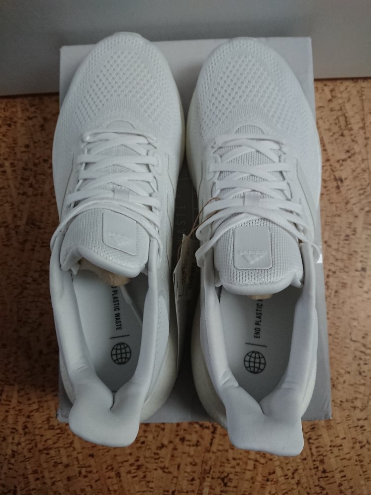Schuhe Adidas PureBoost Jet 22 Gr. EUR 46 2/3 weiß Laufschuhe Neu OVP