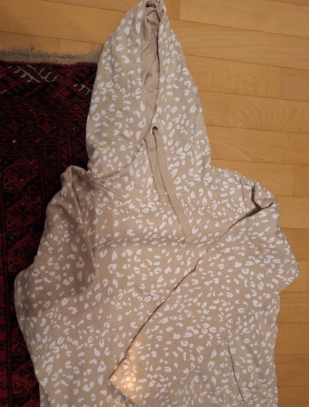 Hoodie - Sweatshirt