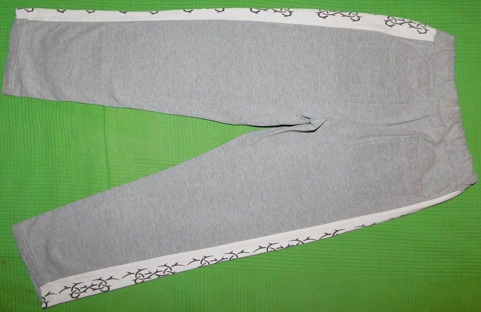 Gr.140 Sweathose / Jogginghose hellgrau